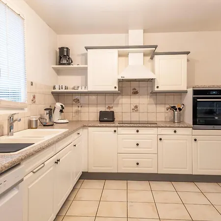 Alpiloc - Town House With Garden And Winter Lounge *