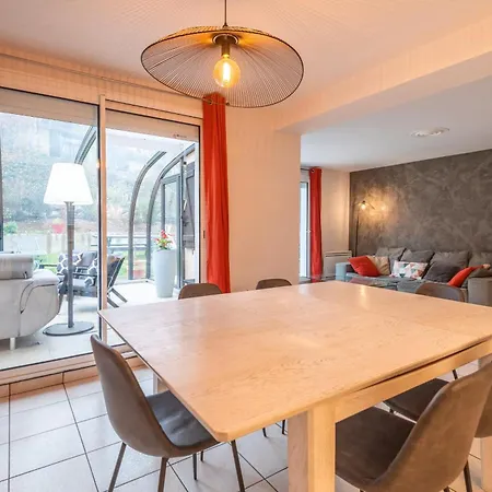 Alpiloc - Town House With Garden And Winter Lounge